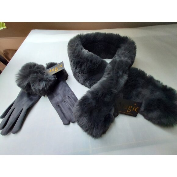 Never Worn faux-suede & faux-fur gloves and matching adjustable Magic Scarf. - Picture 1 of 4